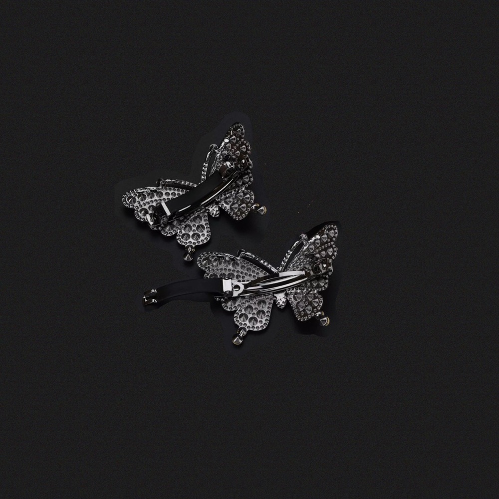 Elegant butterfly Swarovski Rhinestone hair barrette.NWT - Picture 5 of 5